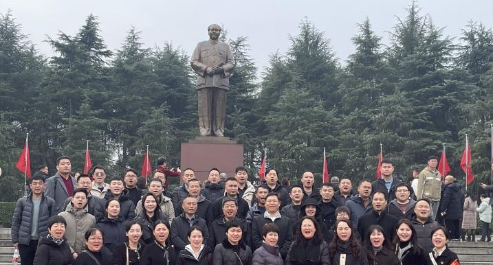 龍行龘龘 · 海源海潤(rùn)——決戰(zhàn)2024！海源海潤(rùn)集團(tuán)年會(huì)盛典圓滿(mǎn)落幕！